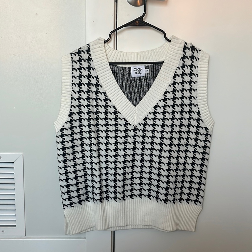 Sweater Vest